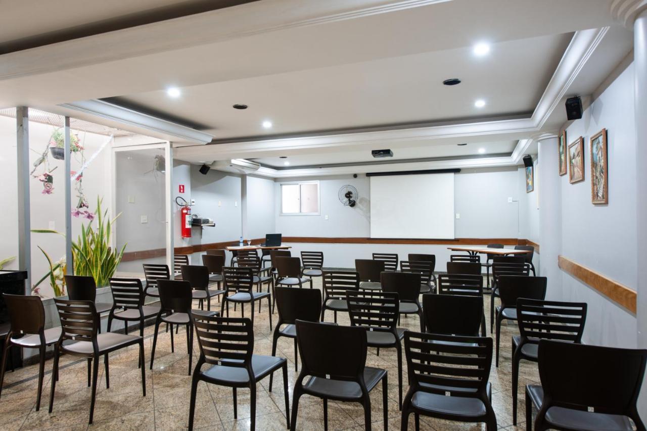 Hotel Pouso Alegre Campo Grande  Екстер'єр фото
