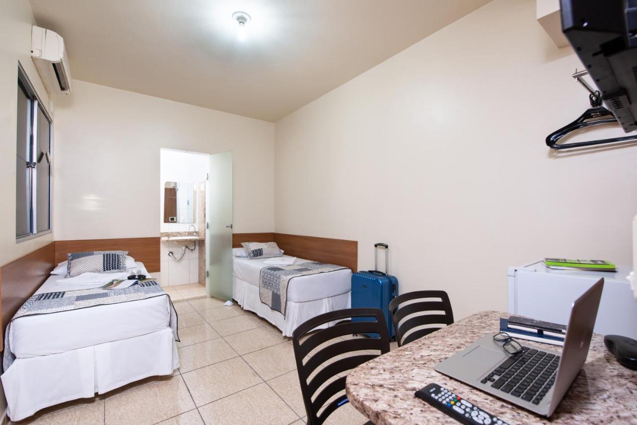 Hotel Pouso Alegre Campo Grande  Екстер'єр фото